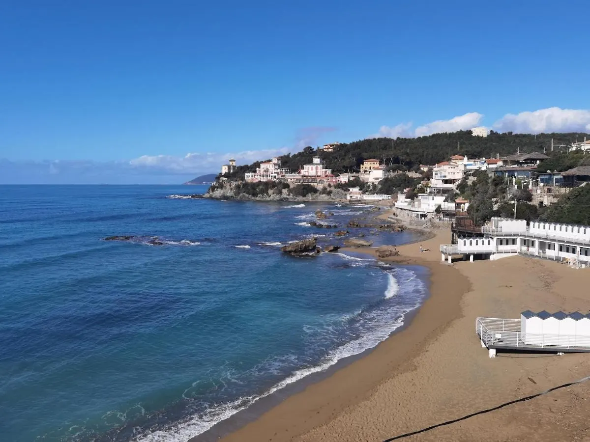 Sweet Castiglioncello Home